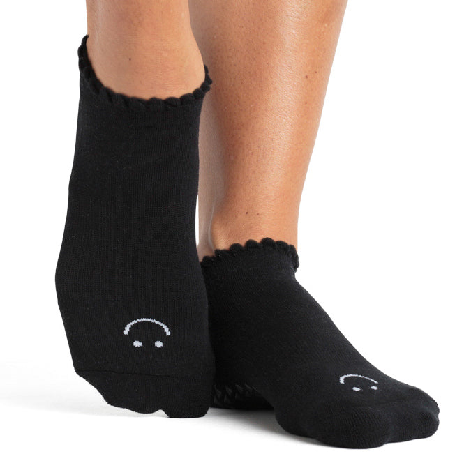 Happy Barre and Pilates Grip Socks > Pointe Studio – SIMPLYWORKOUT