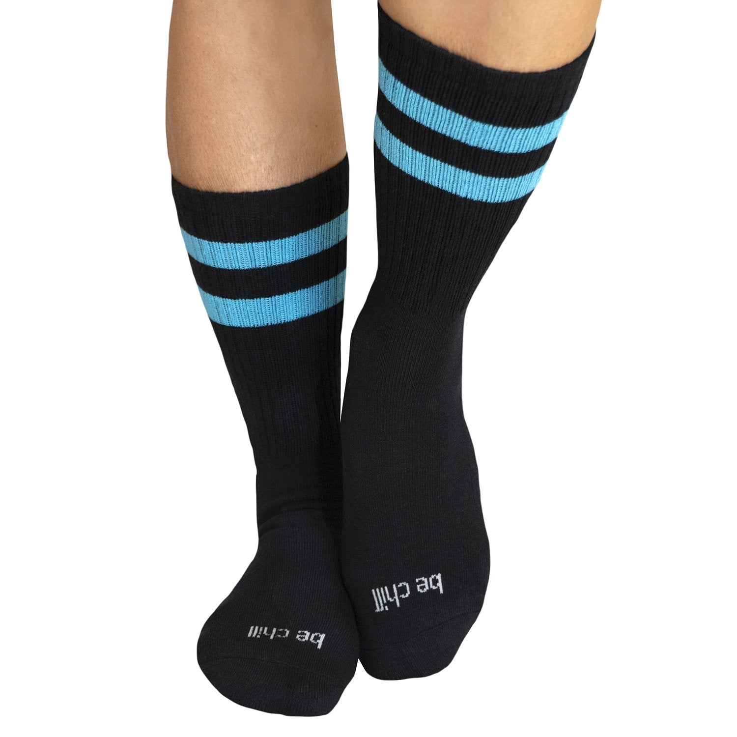 http://www.simplyworkout.com/cdn/shop/products/sticky-be-be-chill-crew-grip-sock-turquoise-black.jpg?v=1637108109