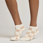 club martyn checkered ankle beige grip socks