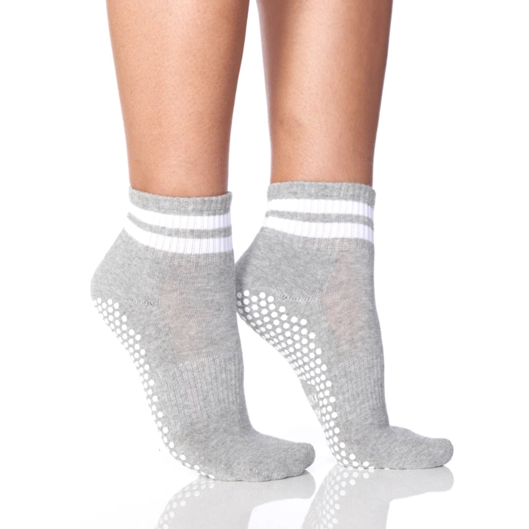 Solidcord is my true love 💙 wearing @Lucky Honey grip socks (swear by, Grippy Sock