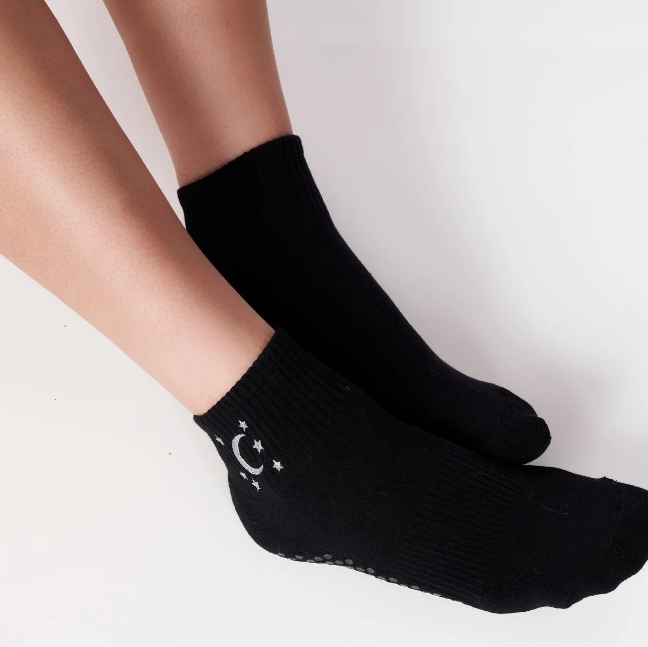 The Sky Grip Sock - Lucky Honey - simplyWORKOUT – SIMPLYWORKOUT