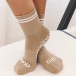 Move Active Crew Grip Socks Good Day Beige