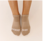 Move Active Classic Low Rise Grip Socks Good Day Beige