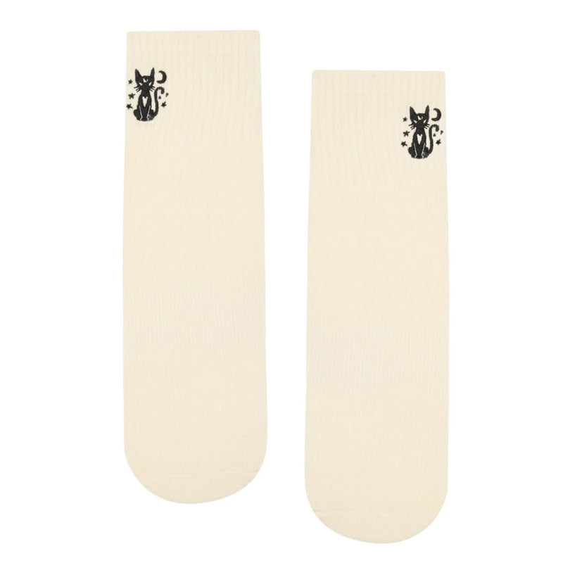 move active quarter crew black cat grip socks