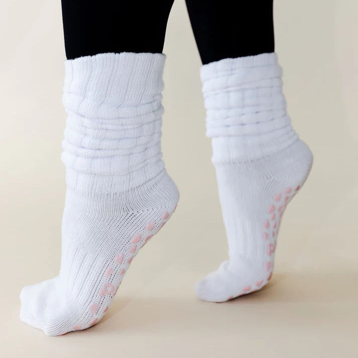 pilates honey scrunch grip socks white