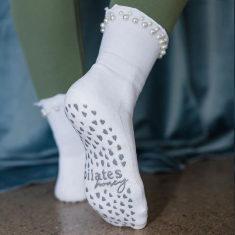 pilates honey white pearl grip socks