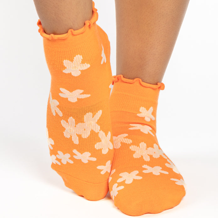 Pointe Studio Bloom Quarter Grip Socks Orange 2