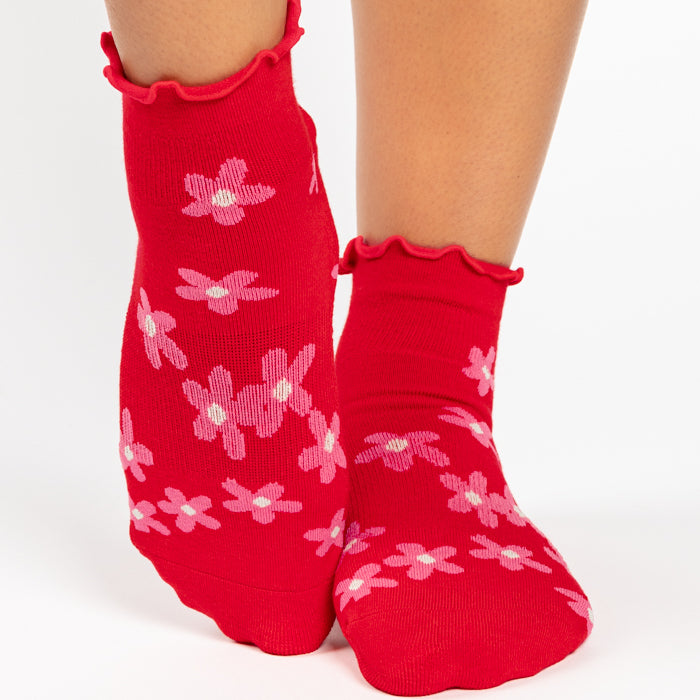 Pointe Studio Bloom Quarter Grip Socks Red 2