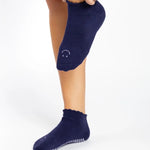 Pointe Studio Happy Grip Socks Dark Violet 3