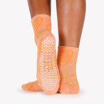 pointe studio topo ankle coral grip socks