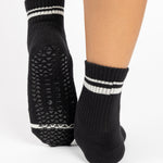 Pointe Studio Varsity Ankle Black Grip Socks