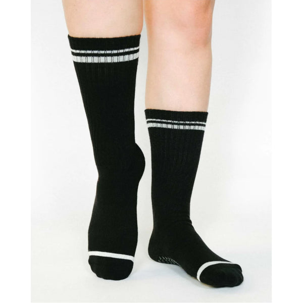 pointe studio varsity crew grip socks black white