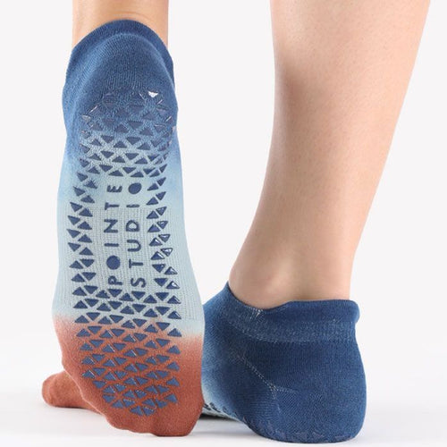 Pointe Studio  Designer Grip Socks – SIMPLYWORKOUT