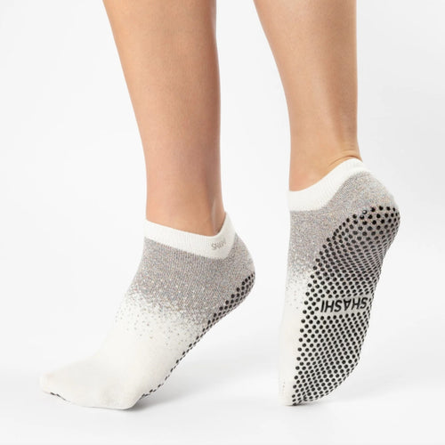 Shashi basic lurex white sparkles grip socks