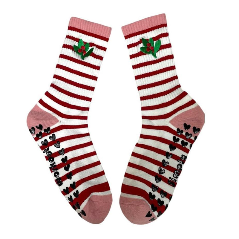 simply workout holiday mistletoe crew grip socks