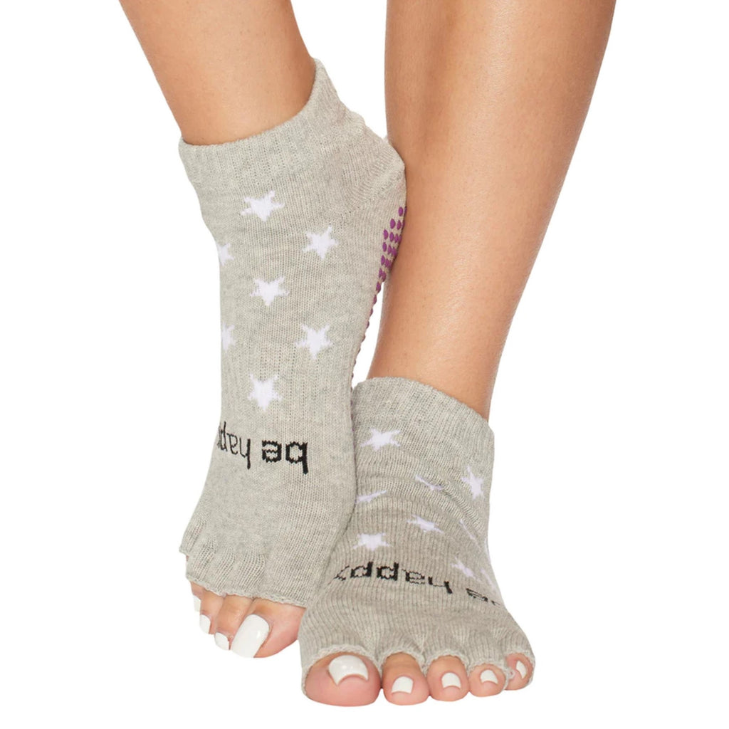 https://www.simplyworkout.com/cdn/shop/files/sticky-be-half-toe-happy-shine-grip-socks_4_1024x.jpg?v=1692214658