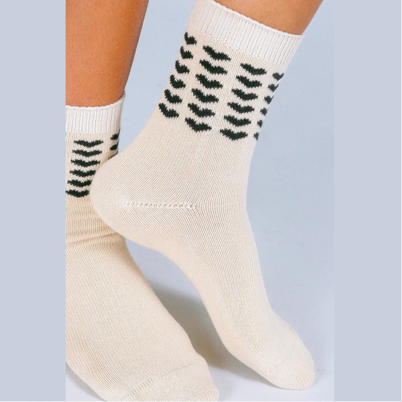 Sweet Heart Ankle Socks Off White