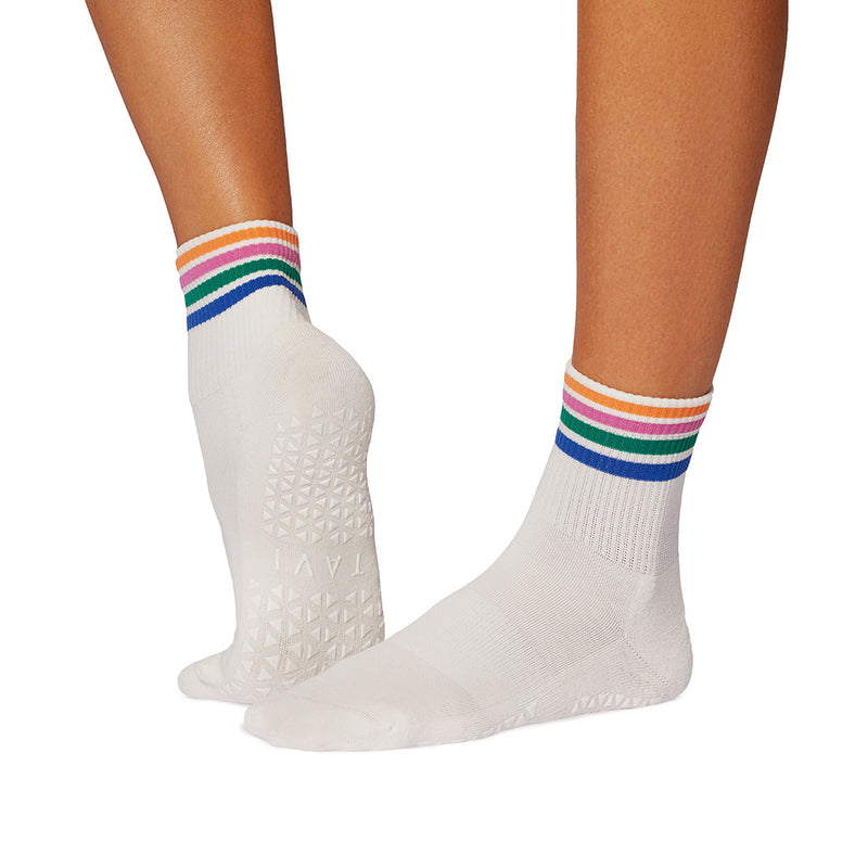 tavi aria thrive stripe grip socks