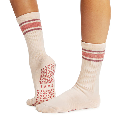 tavi kai dreamsicle crew grip socks