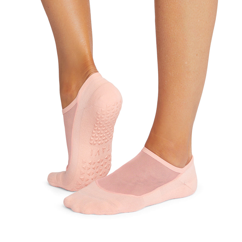 tavi maddie rose quartz grip socks