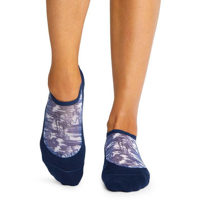 tavi maddie tropic toile grip socks