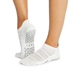 tavi-savvy-breeze-out-of-office-grip-socks