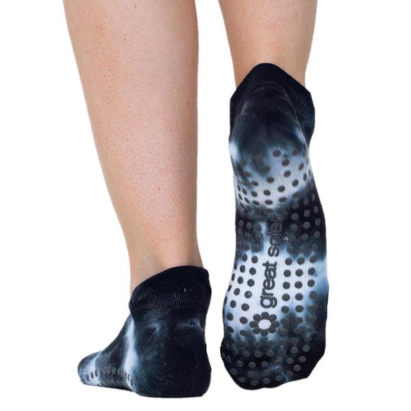 Avery Tie-Dye Onyx Grip Socks