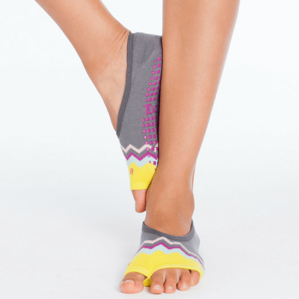 Women's Grip Socks - Pilates l Yoga l Barre - Solid Grey Dot – Tucketts™