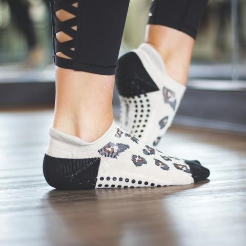 Lucy Tab Back Grip Sock - Stars White - Great Soles