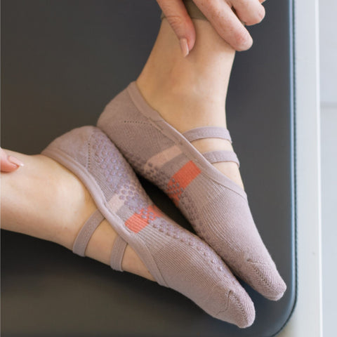 Ballet deals grip socks