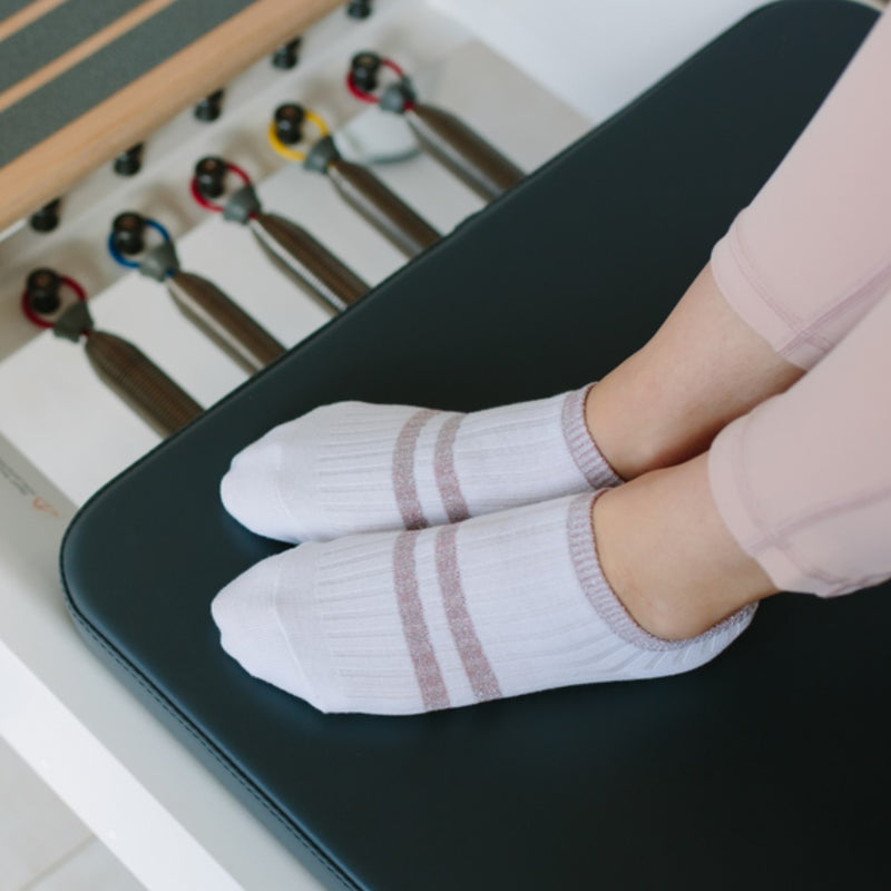 Low Rise Half Toe Grip Socks - Dyed-Stripe (Barre / Pilates)