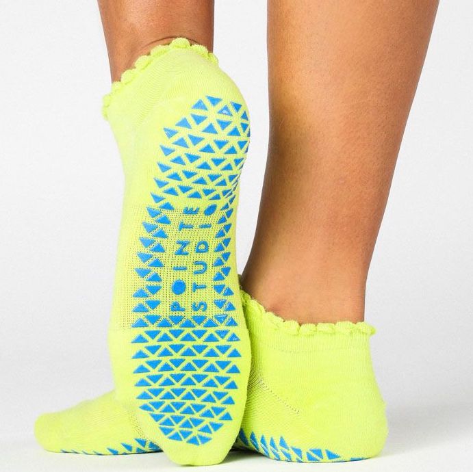 Pointe Studio Women's The Happy Ankle Grip Socks –