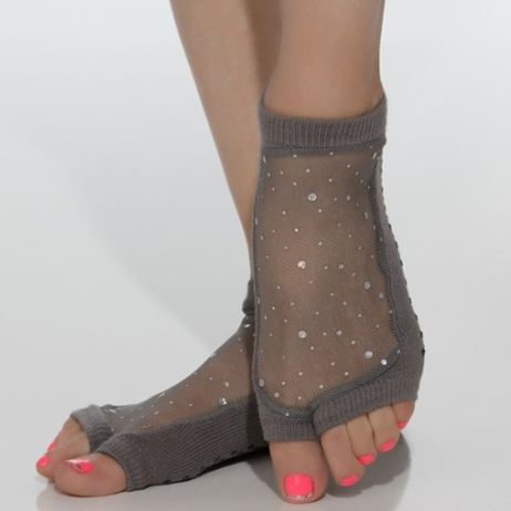 Yoga & Pilates Socks  Grip socks, Pilates socks, Open toe socks