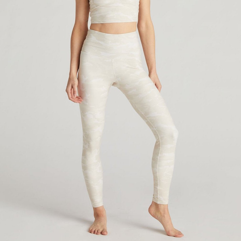 Alo Yoga Women's High-Waist Vapor Legging, White Camouflage, XX