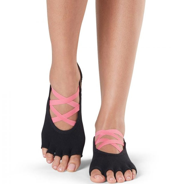 toesox Women's Elle Half Toe Grip Socks – Non-Slip Pilates  Socks with Grips for Women, Yoga Socks, Barre Socks : Clothing, Shoes &  Jewelry