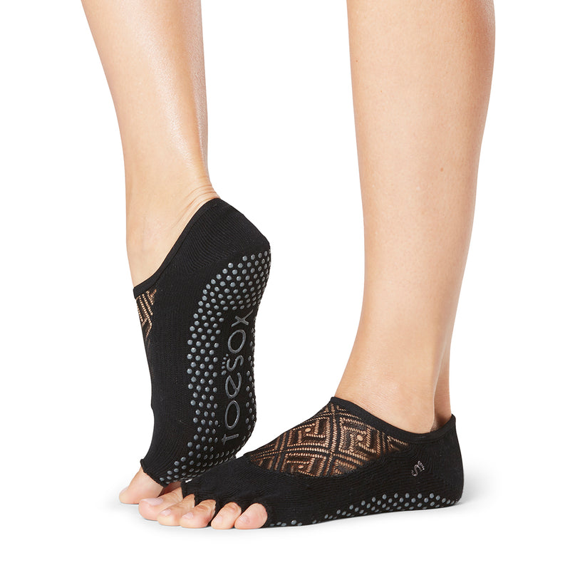 Gaiam Yoga Socks - Toeless Grippy Non Slip Sticky Grip Accessories for  Women & Men, Exercise Mats -  Canada